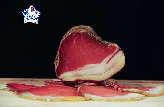 nos_lonzo_lonzo_a_castagna__grande_piece__l_atelu_corsu_charcuterie_23720190625160820_540xautox75.jpg